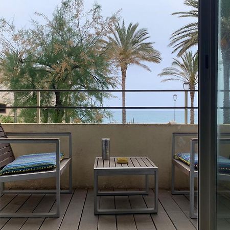 Fully Equipped Beachfront Studio In The Heart Of The City Center Bd Leclerc Antibes Eksteriør billede